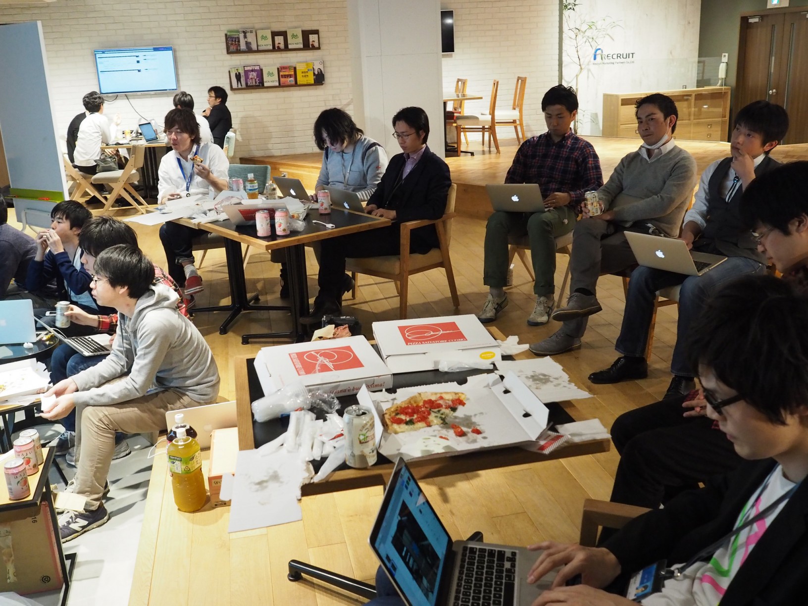 16934956225_611daf6aec_k (1)